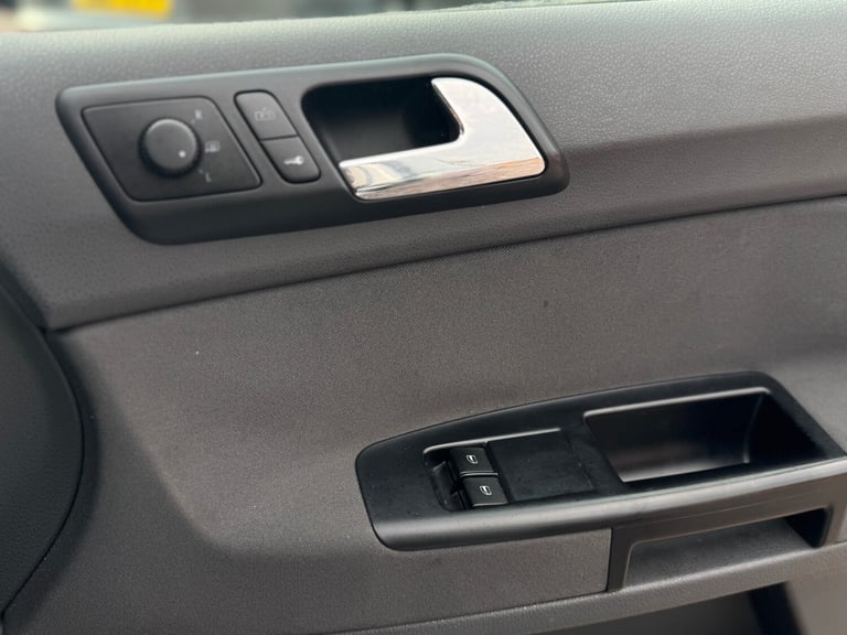 2003 Volkswagen Polo 1.4 S 75 5dr Auto [AC] HATCHBACK Petrol Automatic