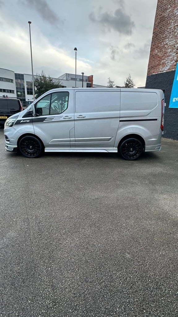 2019 Ford Transit Custom 2.0 EcoBlue 130ps Low Roof Limited Van PANEL VAN DIESEL Manual