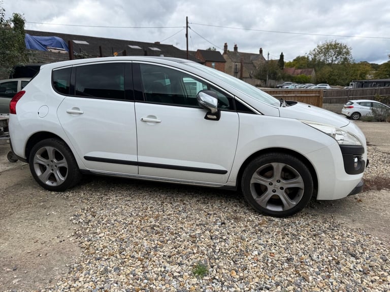 2012 Peugeot 3008 1.6 THP Allure Euro 5 5dr HATCHBACK Petrol Manual