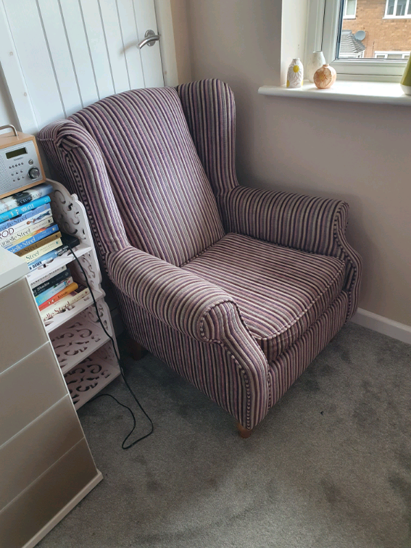 Arm chair