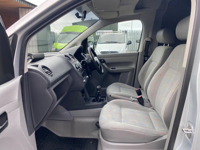 2005 Volkswagen Caddy 1.9 TDI PD C20 L1 H1 4dr PANEL VAN Diesel Manual