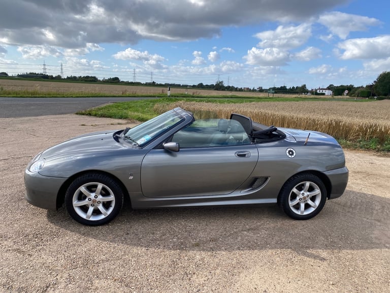 2002 MG MGF 1.8 135 16v 2dr CONVERTIBLE Petrol Manual