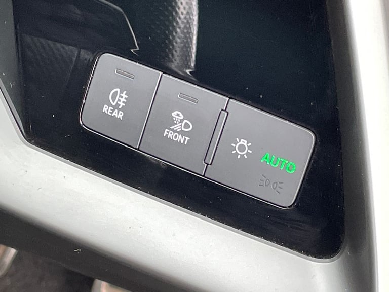  Audi A3 Sportback 1.5 Tfsi 35 S Line Sportback 5dr Petrol Manual Euro 6 s/s