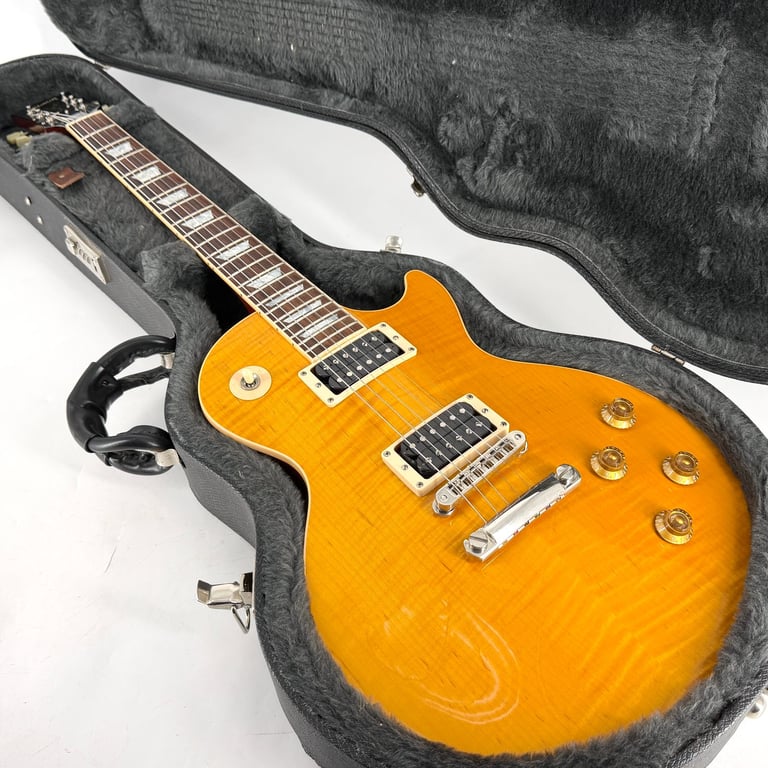 2002 Gibson Les Paul Standard – Amber - Trades