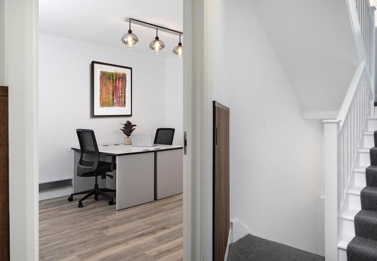 Furnished offices to rent in *Fitzrovia*. Office Spaces for 2 to 25 desks W1