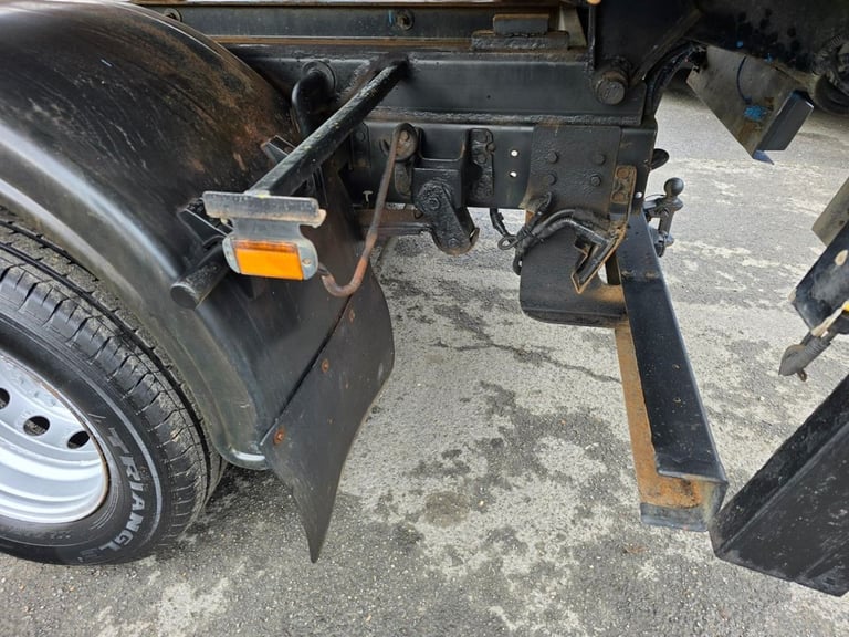 2019 Iveco Daily 3.0D HPI 65C caged Tipper in white, 45,000 miles, 1 owner, Euro 6 ULEZ, 6-s TIPP...