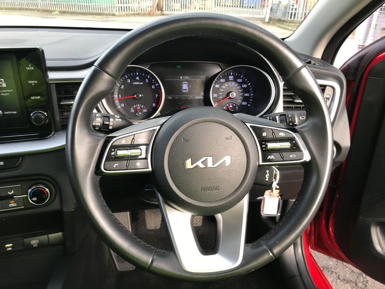 2023 Kia Ceed 1.5T Gdi Isg 2 5Dr Hatchback Petrol Manual