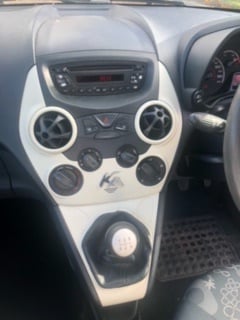 Ford, KA, Hatchback, 2011, Manual, 1242 (cc), 3 doors