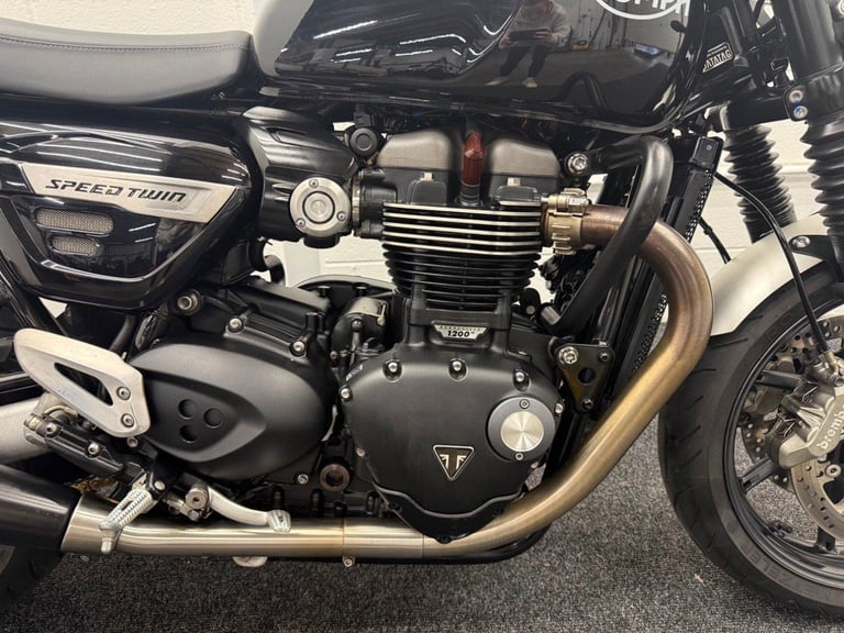 Triumph Speed Twin ABS ** Lovely Condition - Full Service History - OCT 26 MO **