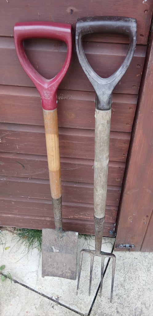 Ladies garden spade and fork