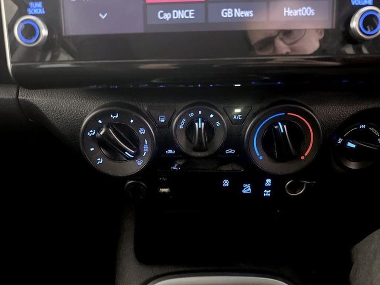 2021 Toyota Hilux Icon D/Cab Pick Up 2.4 D-4D PICK UP DIESEL Manual