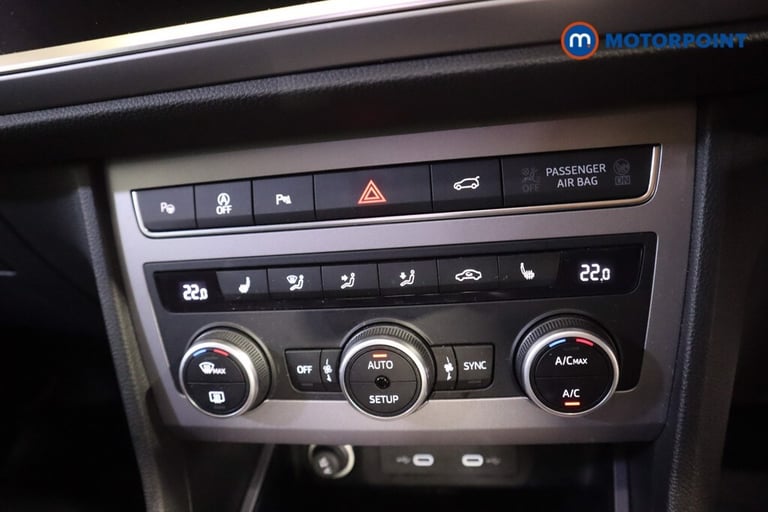 2023 SEAT Ateca 1.5 TSI EVO FR Black Edition 5dr DSG HATCHBACK PETROL Automatic