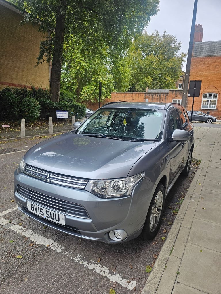 Mitsubishi, OUTLANDER, Estate, 2015, Other, 1998 (cc), 5 doors