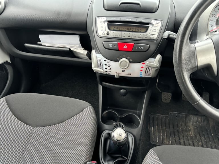 2013 Toyota AYGO 1.0 VVT-i Move 5dr HATCHBACK PETROL Manual