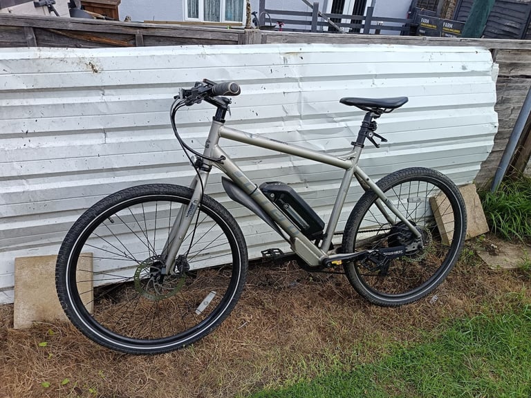 Carrera subway E bike 27.5