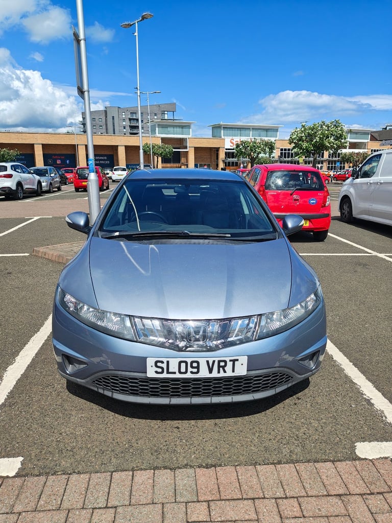 2009 Honda civic, Great condition MOT till April - Image 2