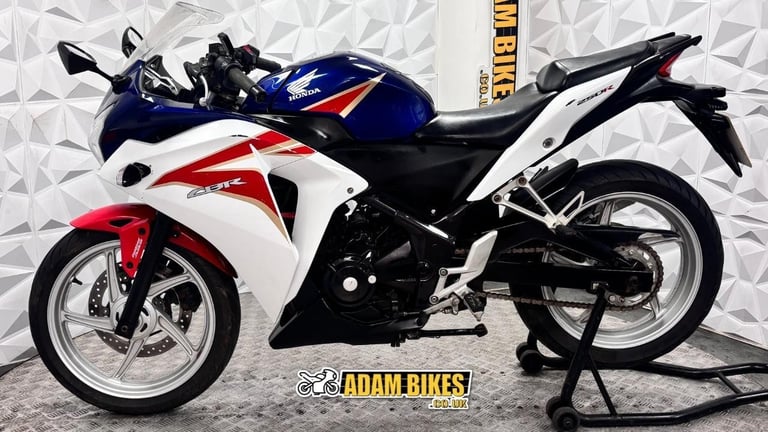 image for 2015 Honda CBR250R | *WARRANTY PROVIDED*