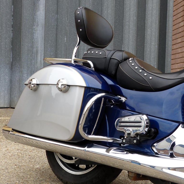 Immaculate 2017 Indian Springfield Chief – Fully loaded- One Owner- Full History