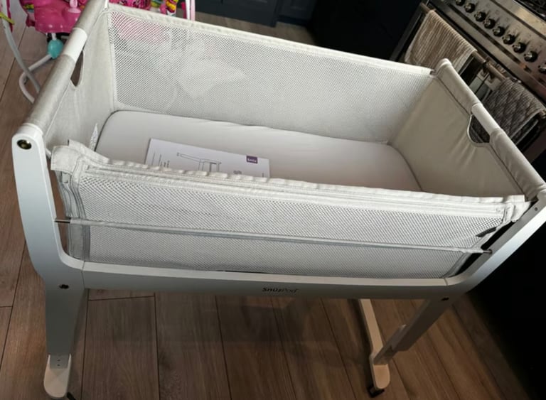 Snuz Baby bed side crib\cot, excellent condition, flat packed and ready for collection