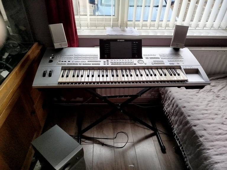 Yamaha Tyros 1