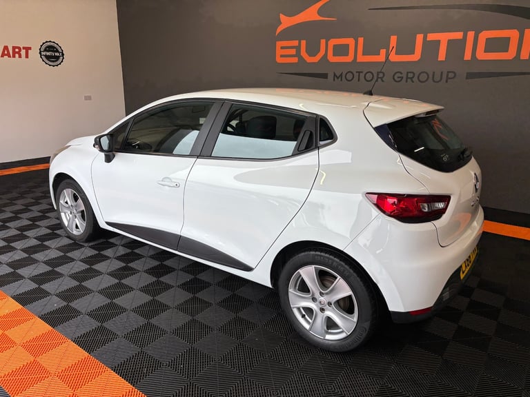2016 Renault Clio 1.2 16V Play 5dr HATCHBACK Petrol Manual