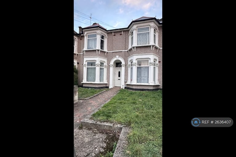 1 bedroom flat in Northbrook Rd, Essex, IG1 (1 bed) (#2636407)