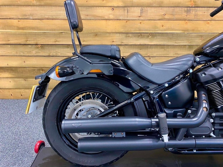 2021 Harley-Davidson FXBBS Street Bob 114, Only 5,023 Miles, Vance and Hines++