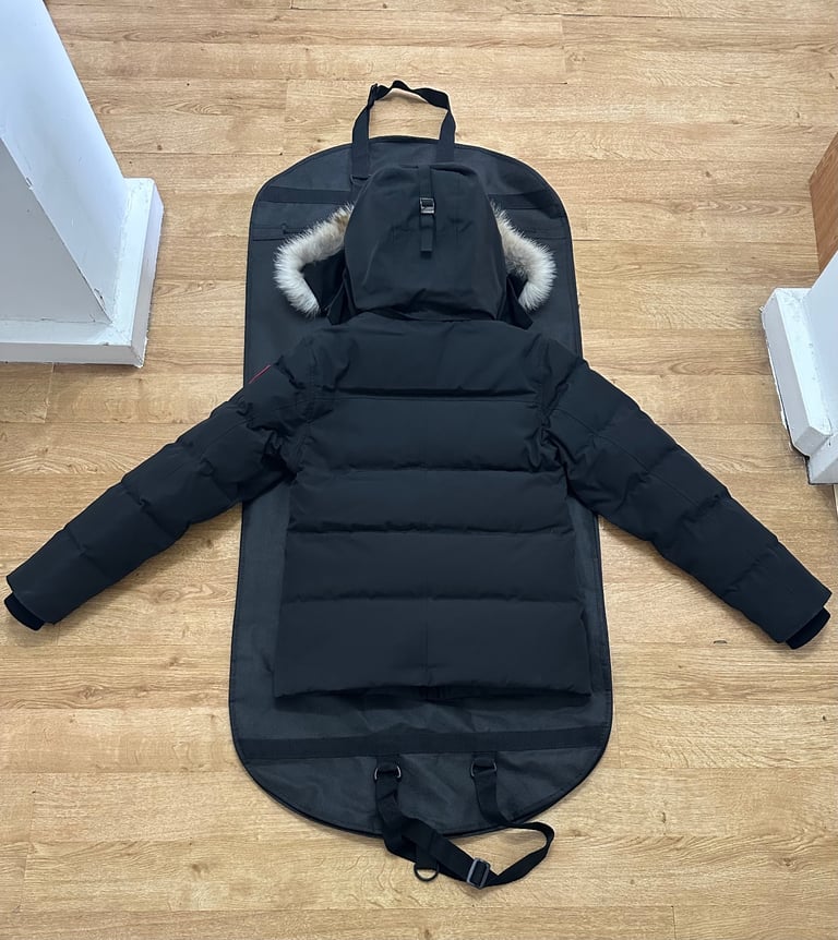 Canada goose Wyndham parka size xs
