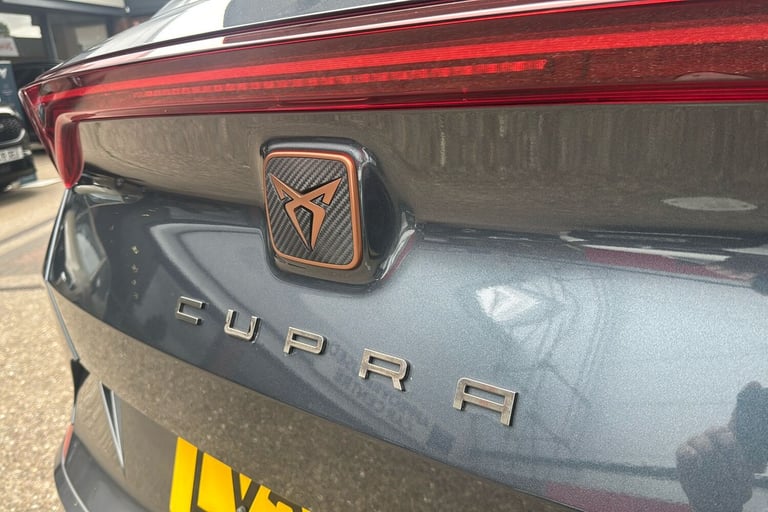  Cupra Formentor 2.0 Tsi Vz3 Suv 5dr Petrol Dsg 4drive Euro 6 s/s 310 Ps