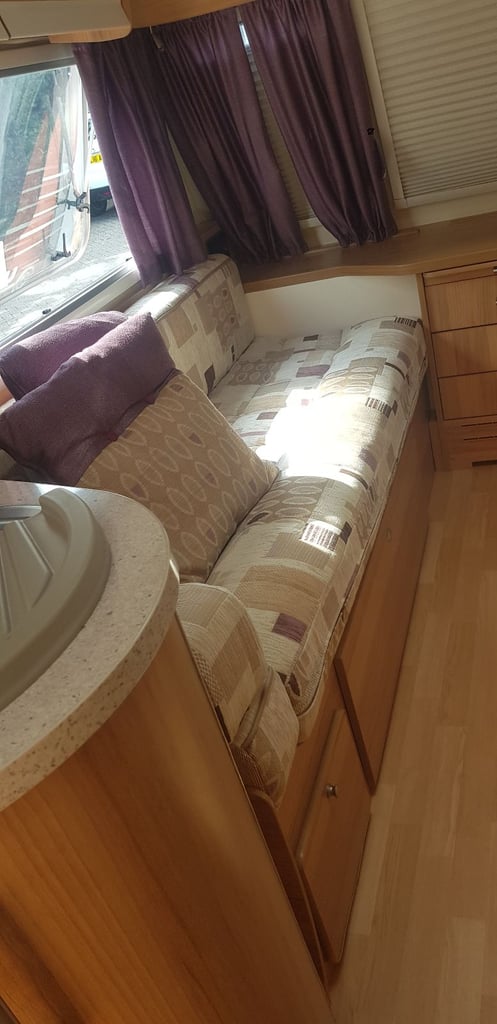 caravan bach 4