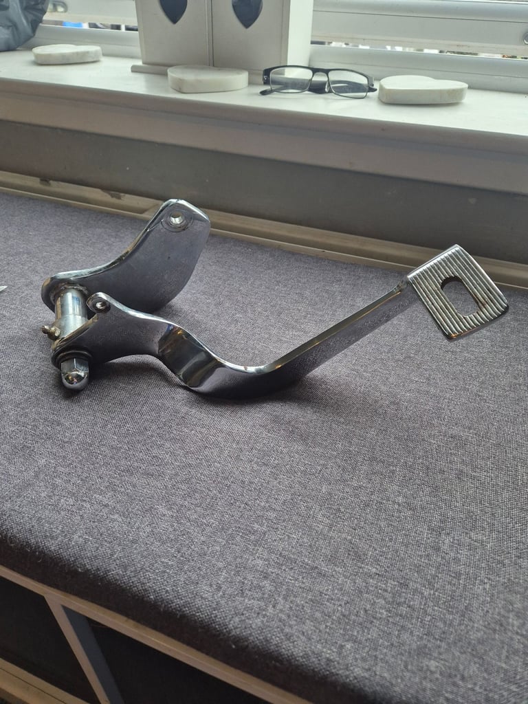 Sportster forward controls