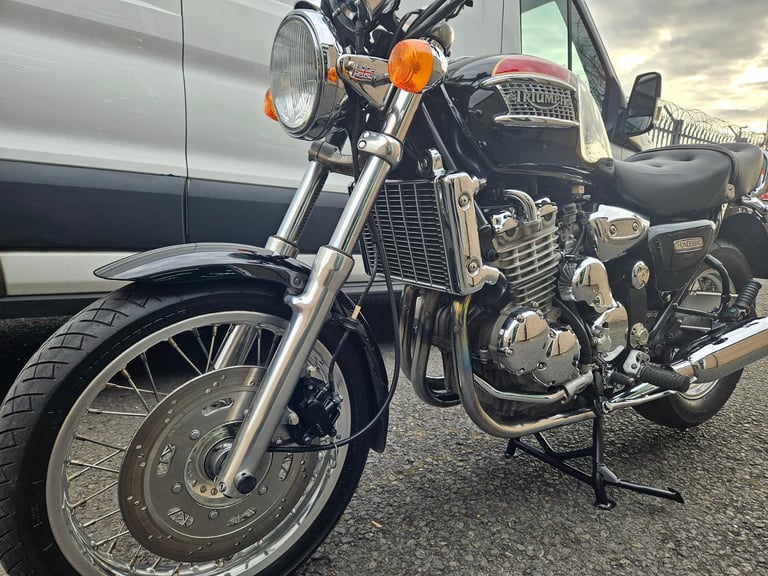 Triumph Thunderbird 900 nice clean original example 