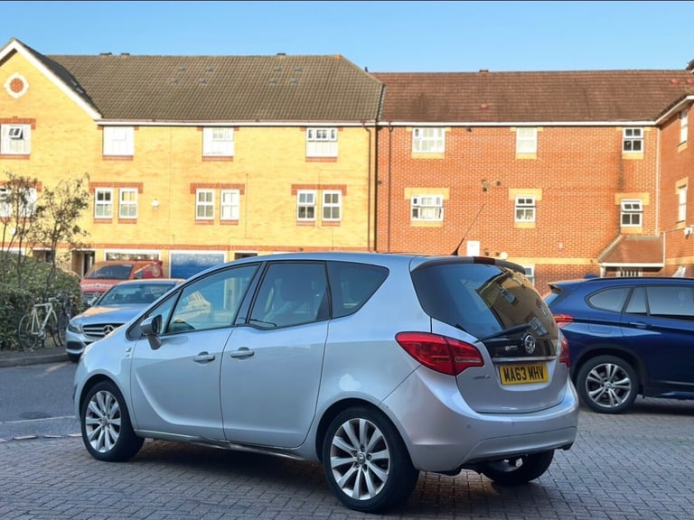2013 Vauxhall Meriva 1.4i 16V SE 5dr MPV Petrol Manual