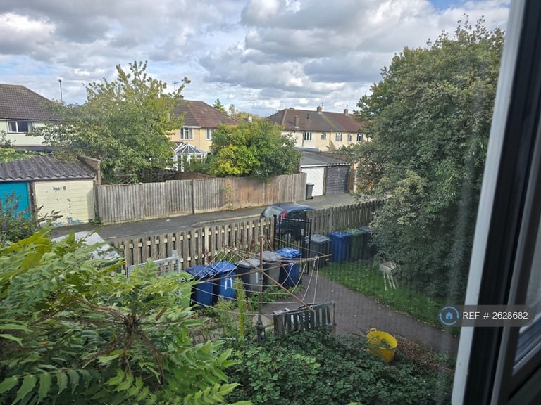 1 bedroom flat in Headford Close, Cambridge, CB5 (1 bed) (#2628682)