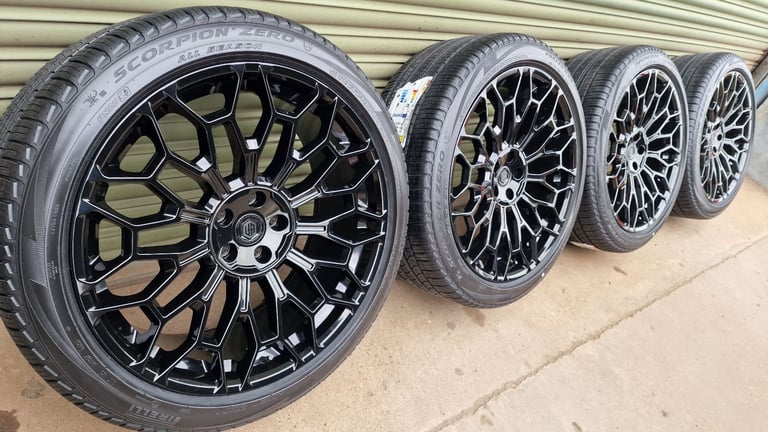 Genuine Urban UC-6 23&quot; Alloy Wheels Range Rover Sport L460 L461 UC6