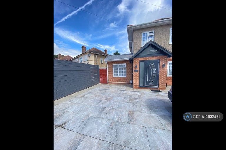 image for Studio flat in Hayes, Hayes, UB4 (#2632531)