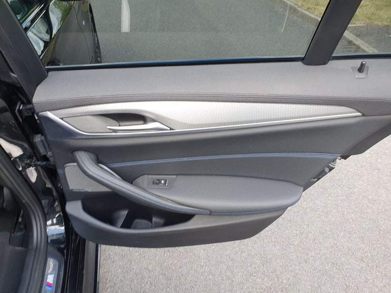 BMW 5 SERIES 3.0 540i xDrive M Sport Touring 2018