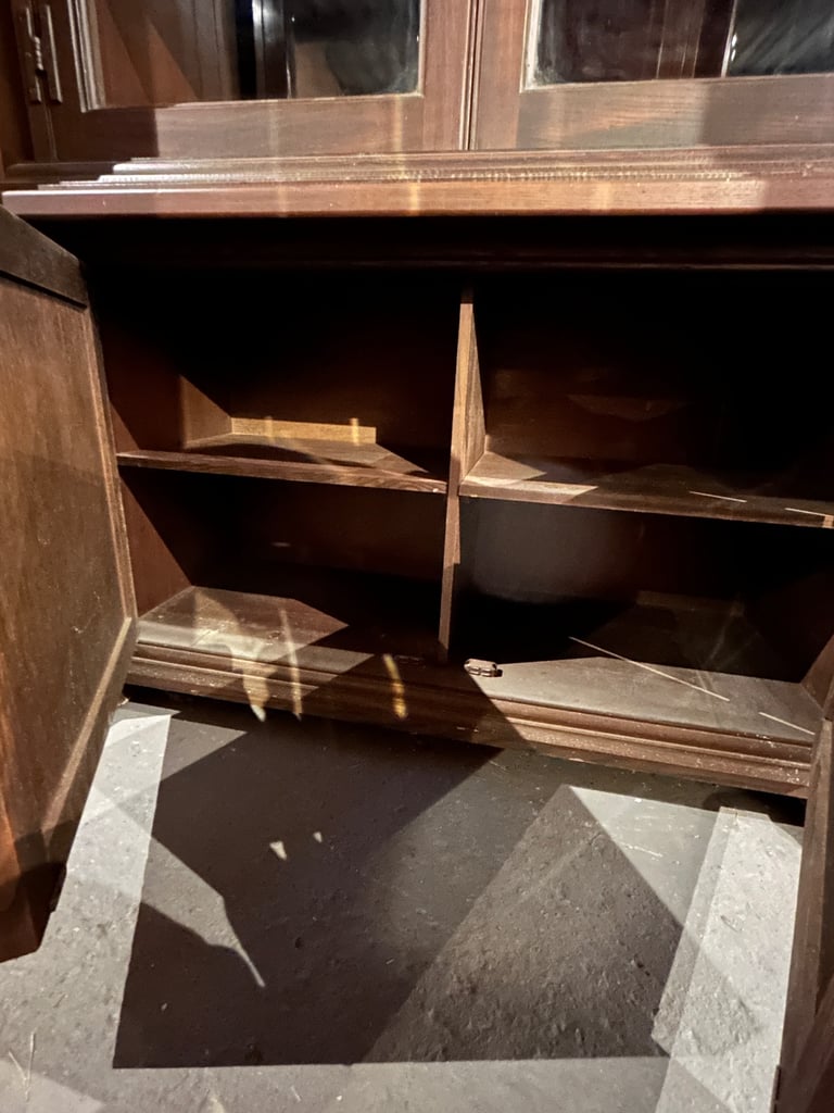 Display cabinet
