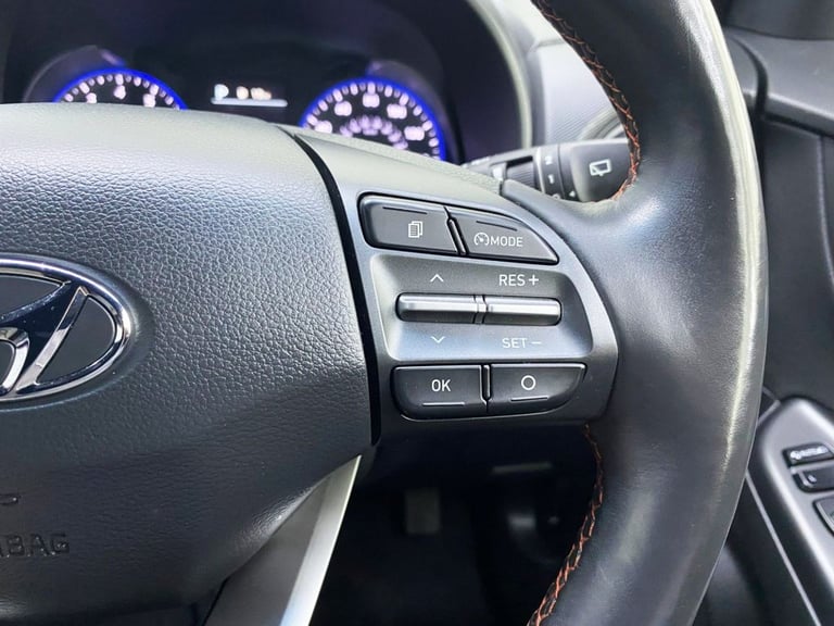 2018 Hyundai KONA 1.6 T-GDi Premium GT SUV 5dr Petrol DCT 4WD Euro 6 (s/s) (177 ps) HATCHBACK Pet...