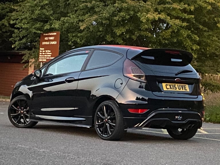 2015 Ford Fiesta 1.0T EcoBoost Zetec S Black Edition Euro 5 (s/s) 3dr HATCHBACK Petrol Manual
