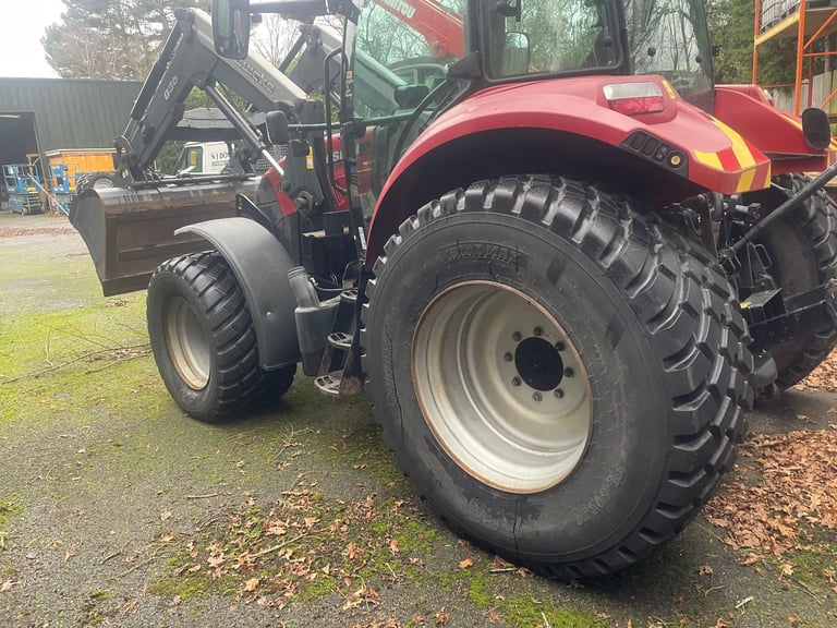 Tractor Tyres & wheel - Like new - BKT FL 693M tyres 