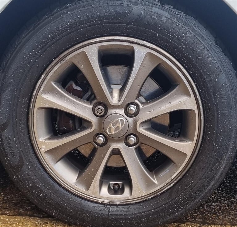 2015 Hyundai i10 1.0 Premium 5dr HATCHBACK PETROL Manual