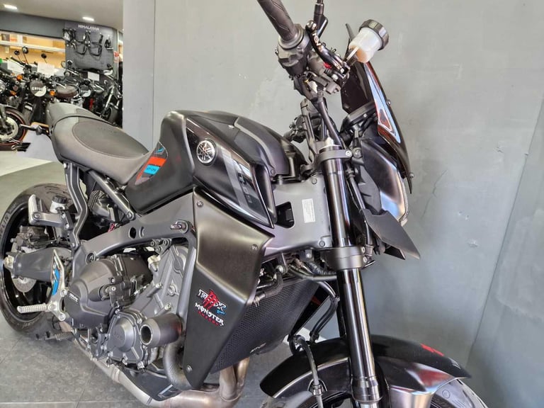 2024 Yamaha MT-09 (MTN890)
