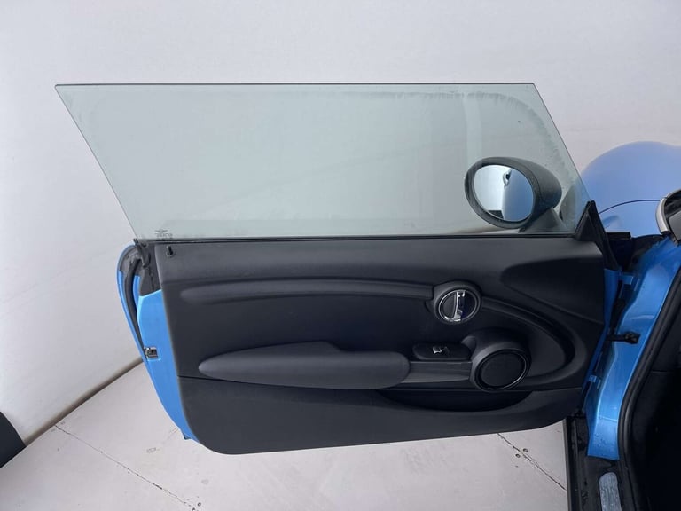 2015 MINI Hatch 1.2 One 3dr Hatchback Petrol Manual