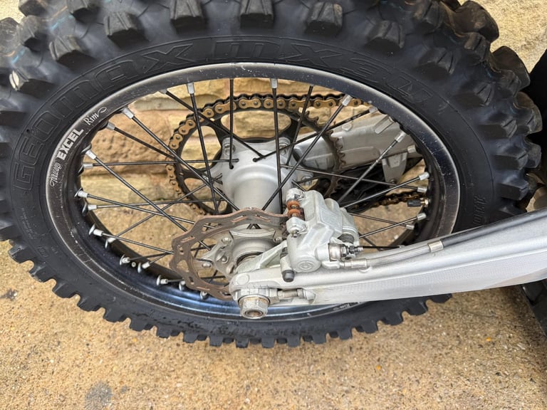 KTM 250 SXF 2024 MODEL 