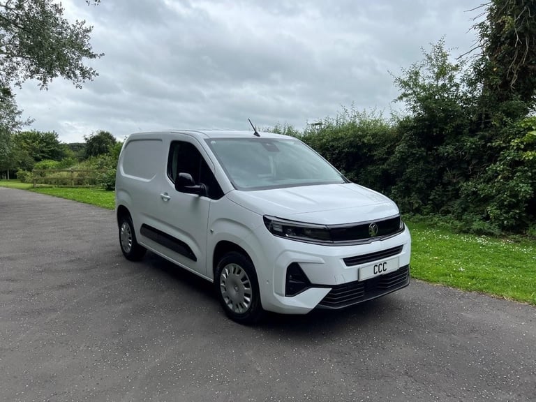 image for April 2025 Vauxhall Combo 1.5 2300 Pro(100) SWB