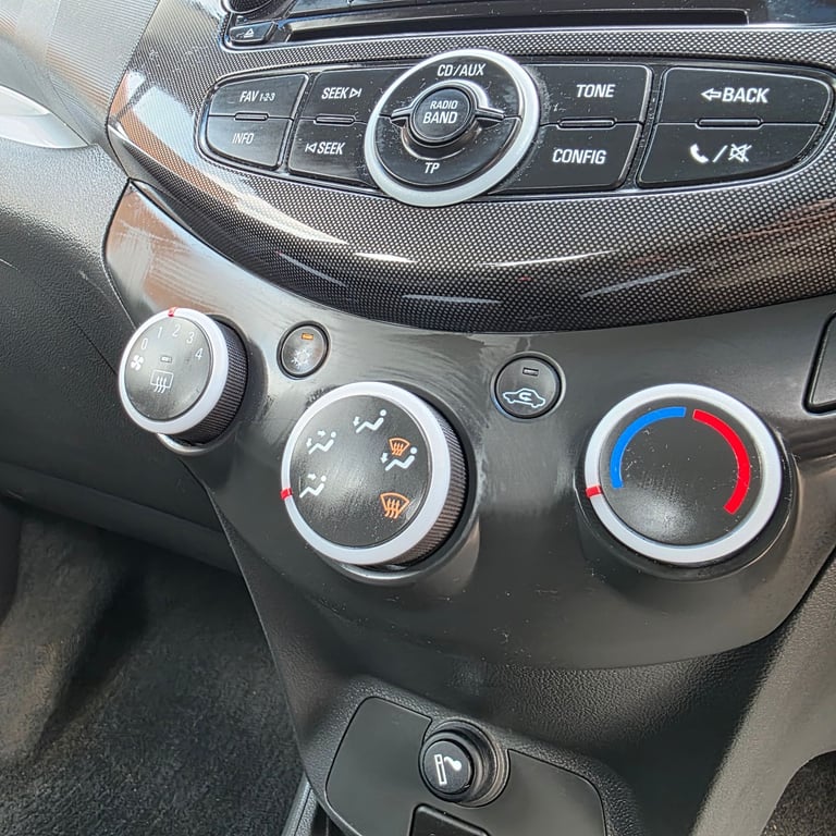 CHEVROLET SPARK 1.2 PETROL 80 BHP  LOW MILES ONLY 61K YEAR 2013 £35 ROAD TAX 12 MONTHS MOT HPI CLEAR