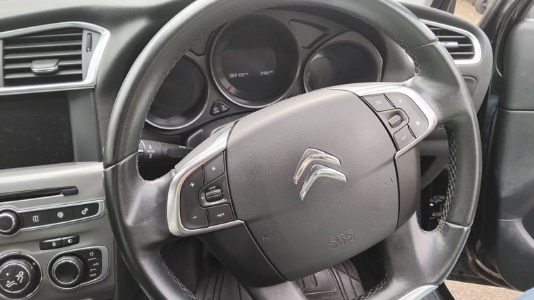 65 plate citroen c4 flair blue automatic £3850 ono