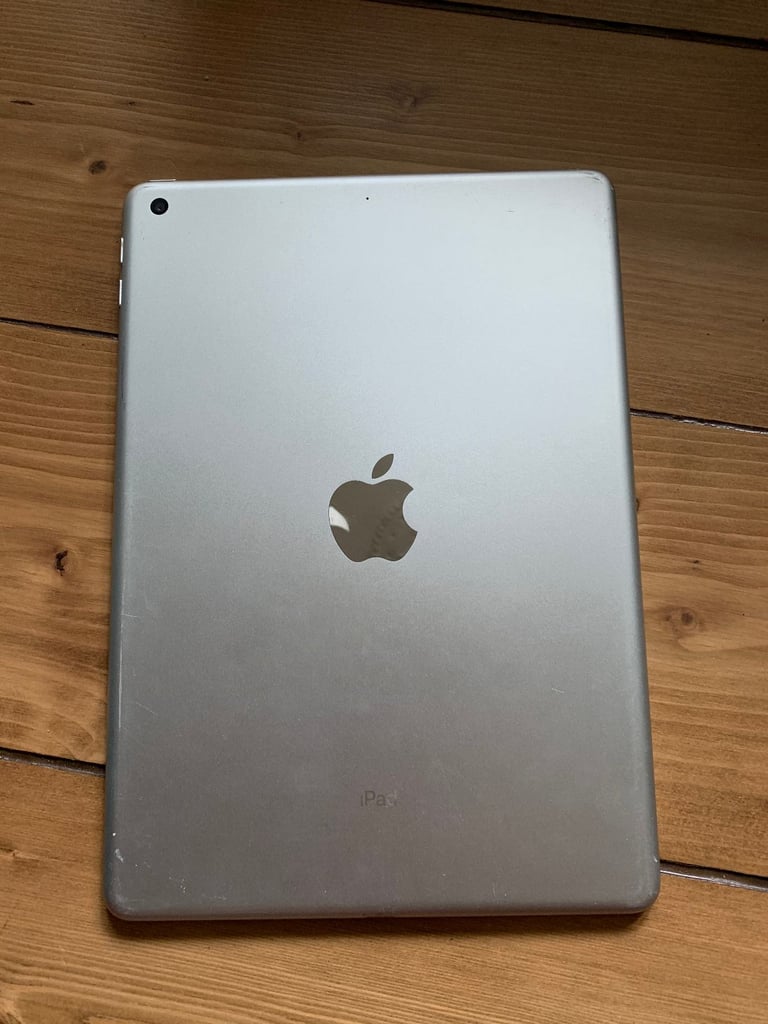Apple Ipad 5 32GB White Ios16 Wifi Very Good Condition - Delivery Available
