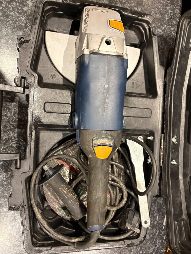 Mac allister angle grinder 230mm 2200walts